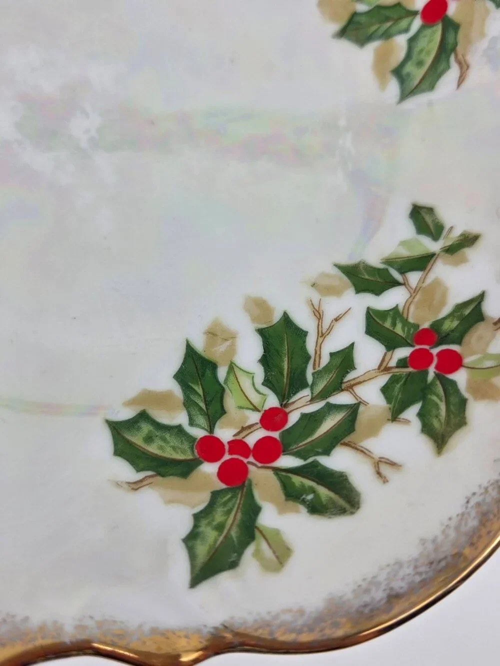 VTG 1950s Ucagco Holly Berry Lusterware Iridescent Pedestal Dish 8
